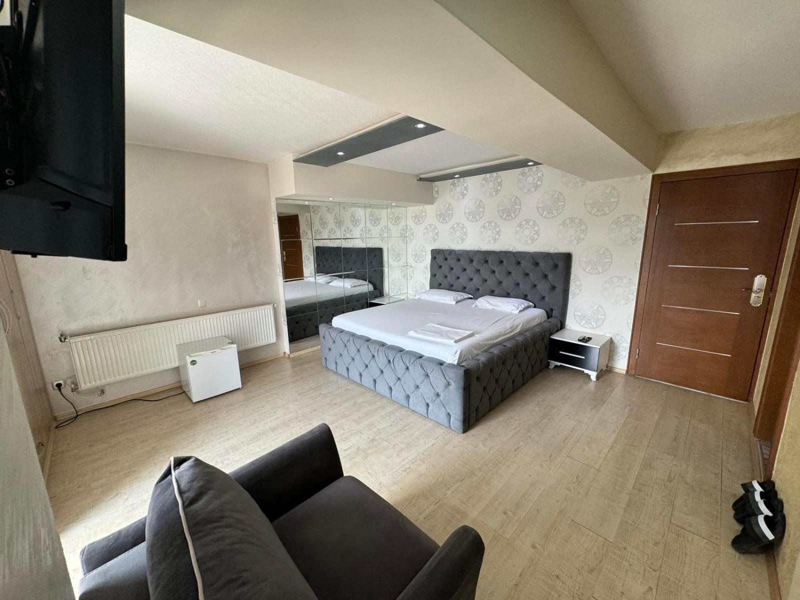 Hotel Pashtriku Gjakova Екстер'єр фото