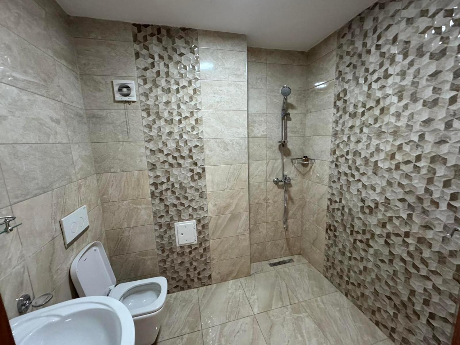 Hotel Pashtriku Gjakova Екстер'єр фото