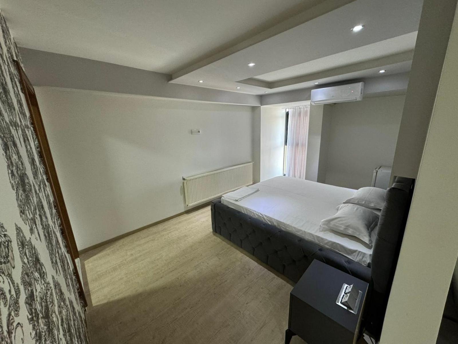 Hotel Pashtriku Gjakova Екстер'єр фото