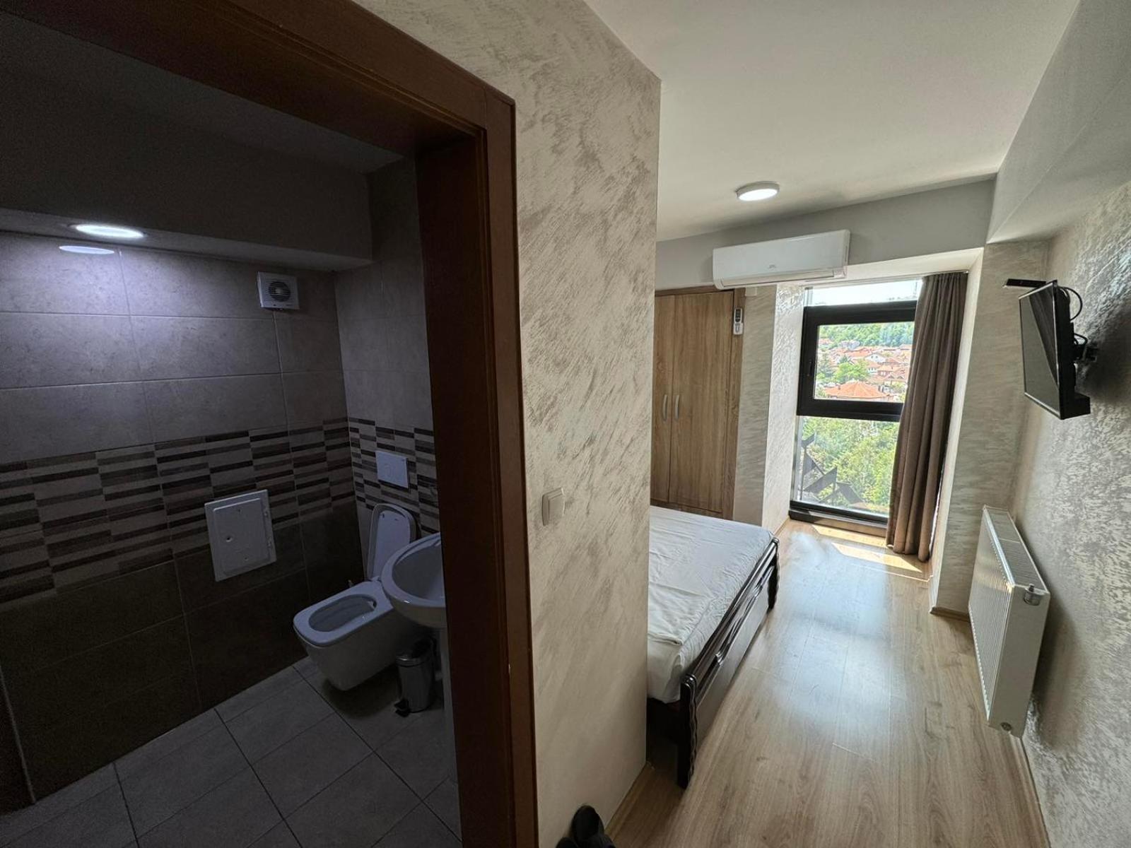 Hotel Pashtriku Gjakova Екстер'єр фото